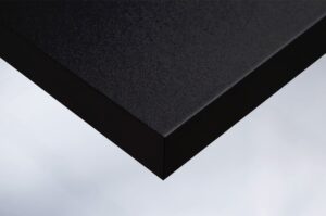 folie autocolantă Black Matt aplicată pe mobilă – Folie.ro